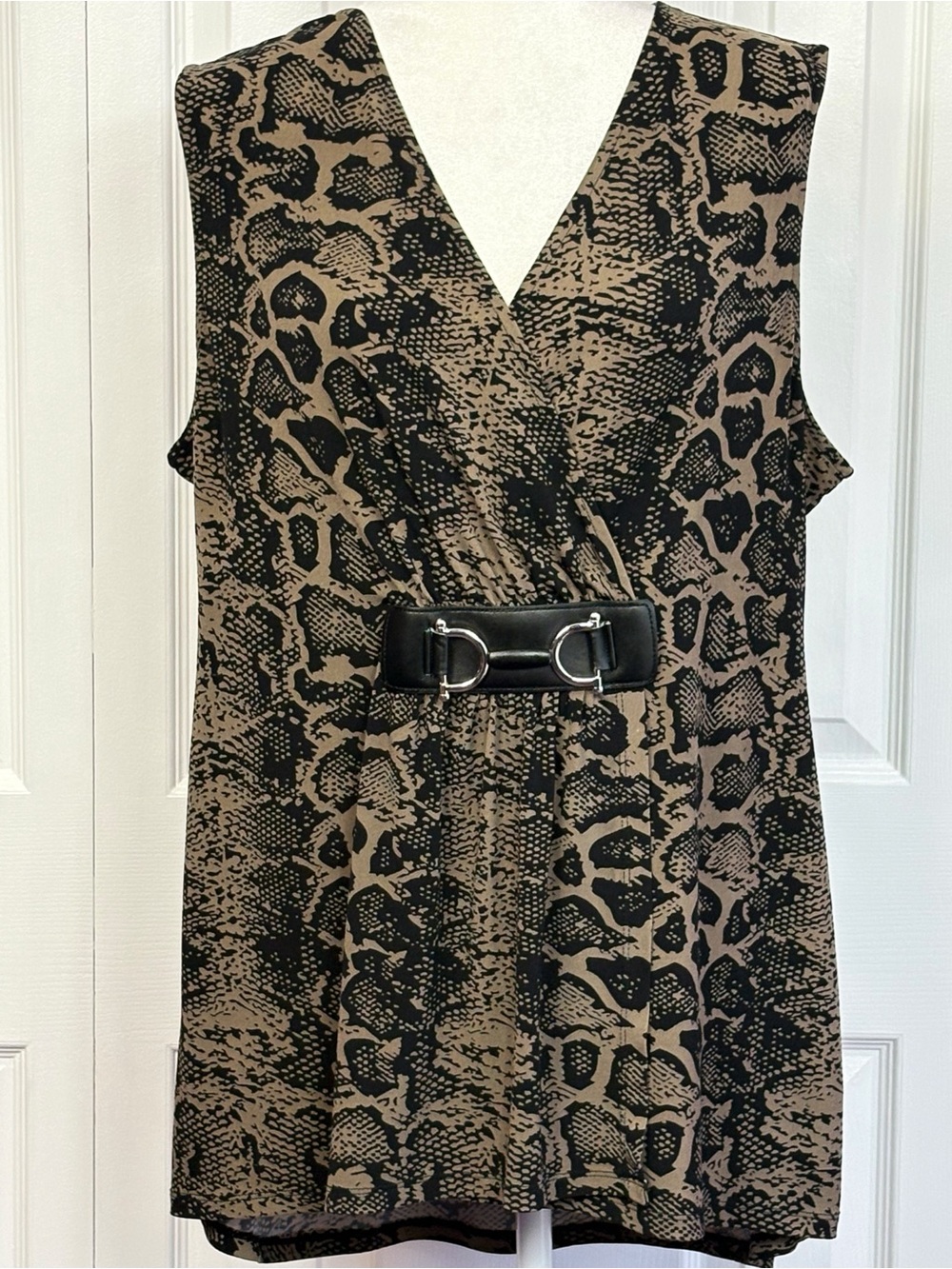 Alfani Brown & Black Reptile Snakeskin Print Buckle Front Tank Blouse XL